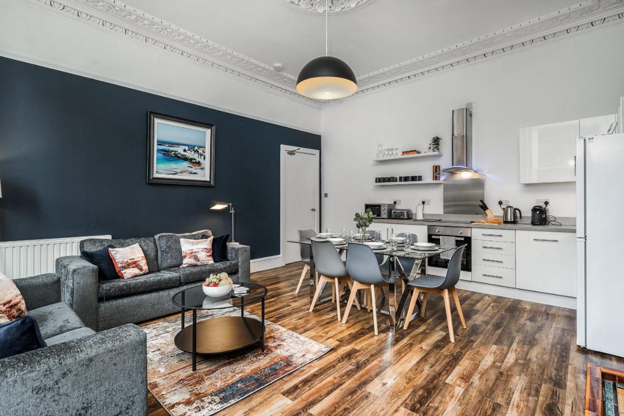 The Renfrew Residence 4-Bedroom, City Centre Glasgow Esterno foto